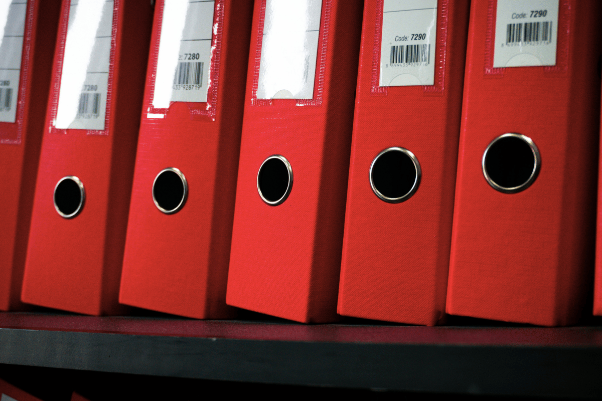 Folder archivio amministrativo ordinati